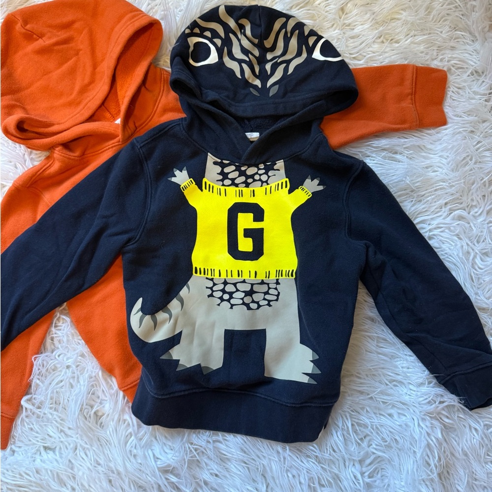 Set of Hoodies - Picture 3 of 9